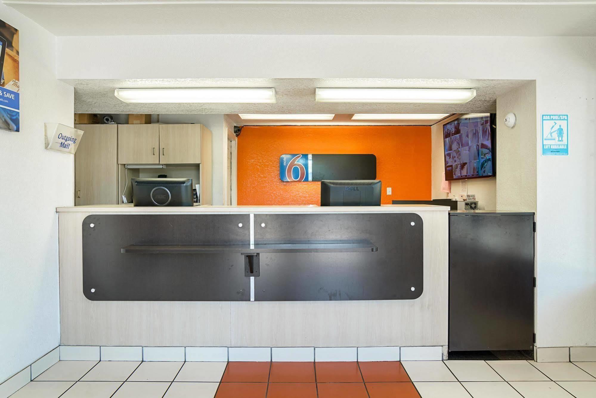 Motel 6-Little Rock, Ar - West Exteriör bild