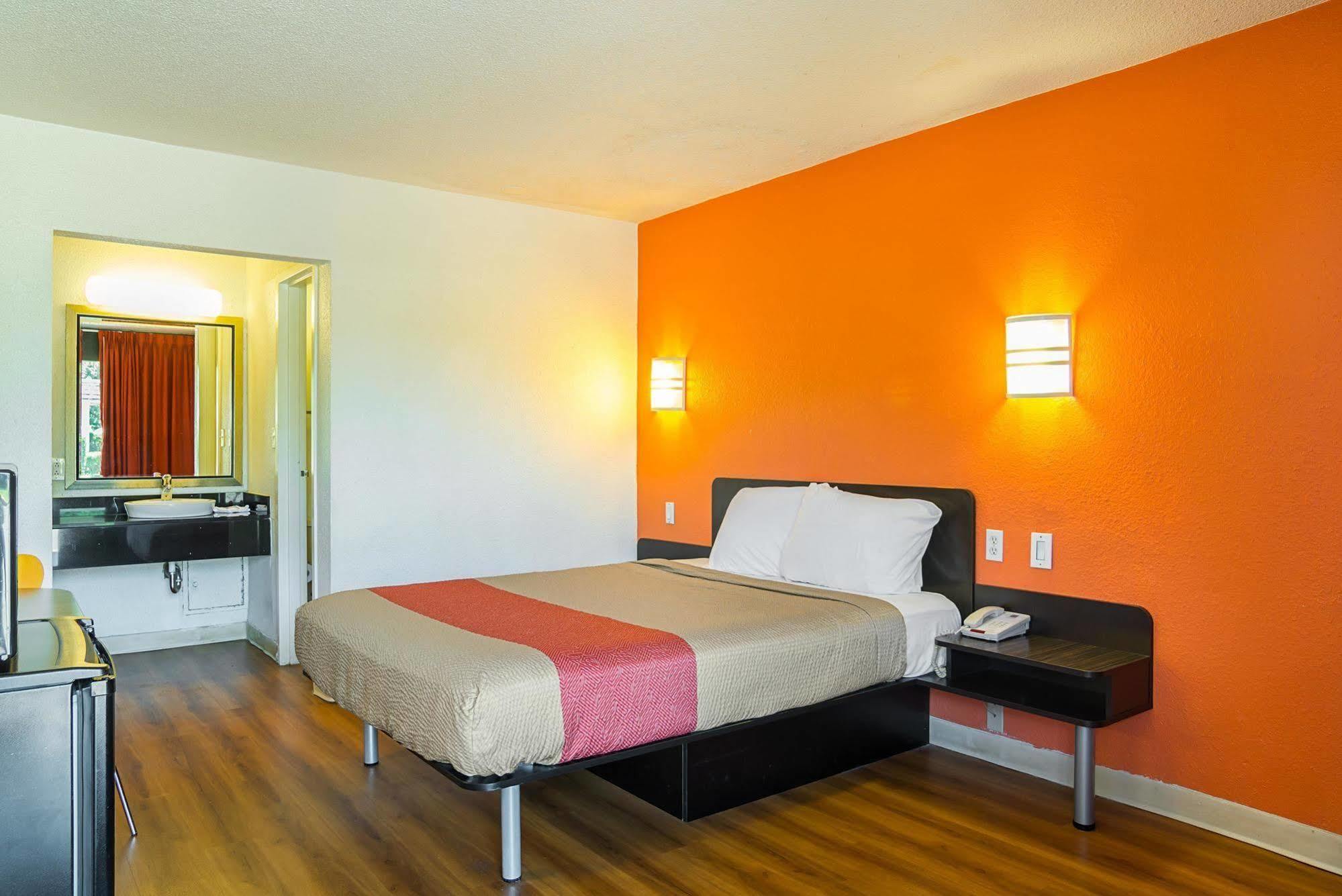 Motel 6-Little Rock, Ar - West Exteriör bild