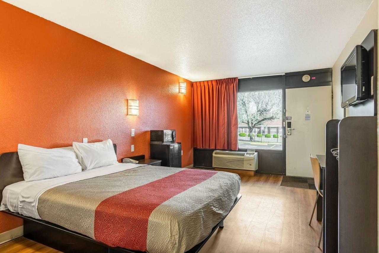Motel 6-Little Rock, Ar - West Exteriör bild